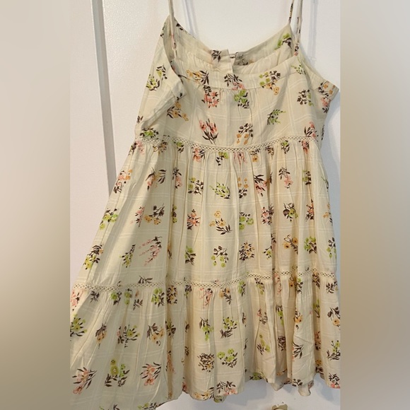 Urban Outfitters Honey Tiered Frock Mini Summer Dress M. NWOT! - Picture 14 of 14